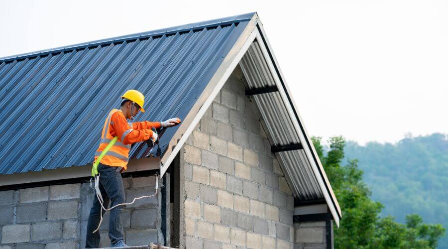 Professional Flat Roofing Installation in Mount Auburn, IL